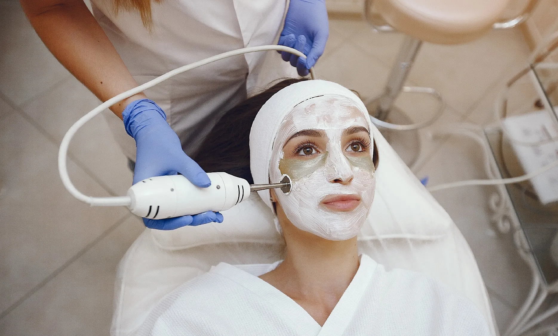 تفتيح البشرة وعلاج التصبغات