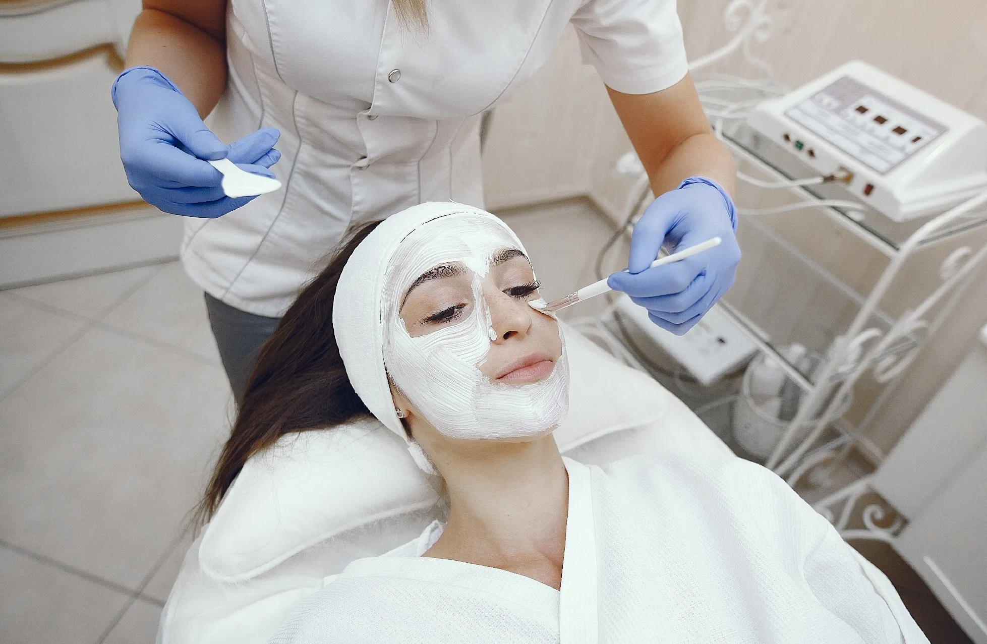 جلسات تنظيف البشرة