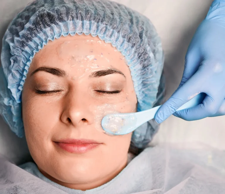 علاج مسامات الوجه الواسعة بالطرق الطبية وكيفية الحصول على بشرة نضرة