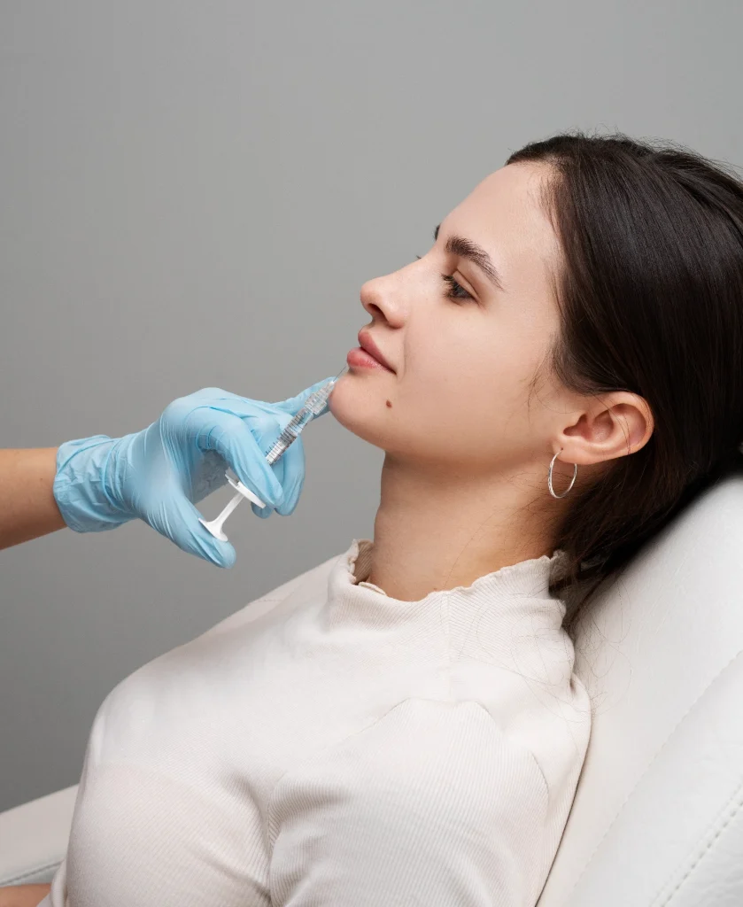 حقن مادة بولي لاكتيك أسيد