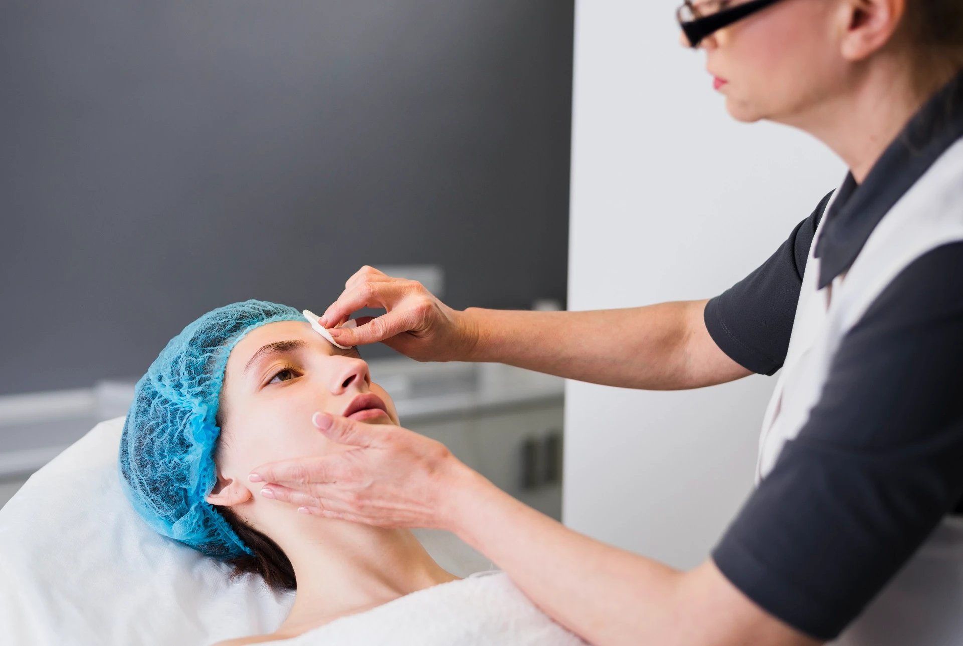 علاج بهتان وأكسدة البشرة